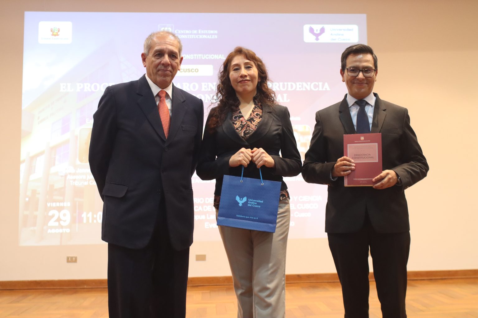 Registro del encuentro académico en la Universidad Andina del Cusco